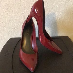 Nine West Wine Res heels